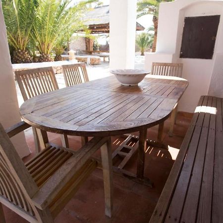 Villa Daniel 5 Mins By Taxi Into Ibiza Town Sant Jordi de ses Salines Екстериор снимка