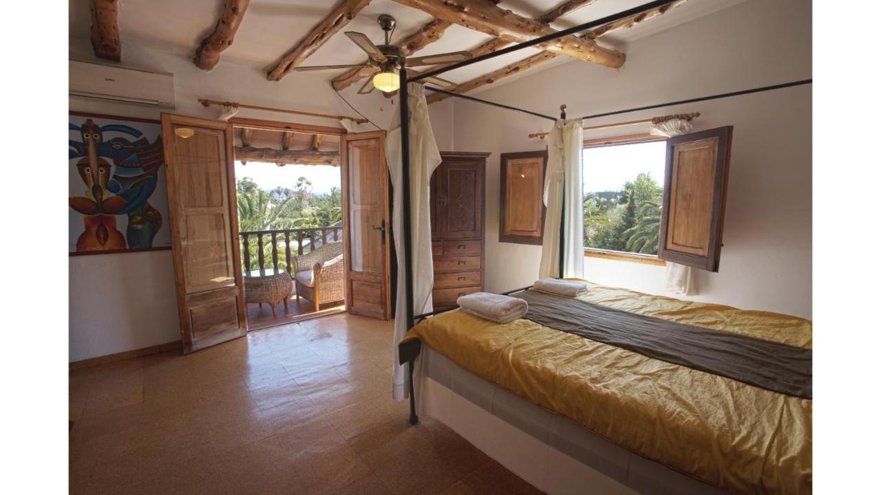 Villa Daniel 5 Mins By Taxi Into Ibiza Town Sant Jordi de ses Salines Екстериор снимка